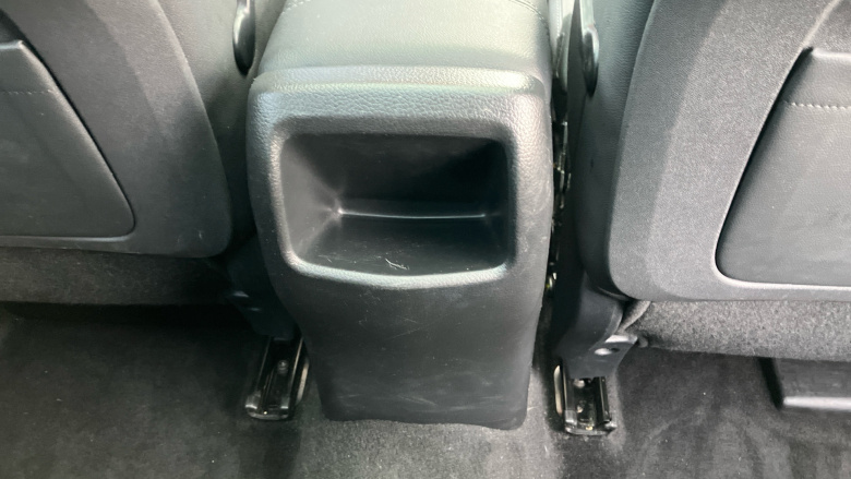 Nissan Qashqai 1.3 DiG-T Tekna 5dr Petrol Hatchback